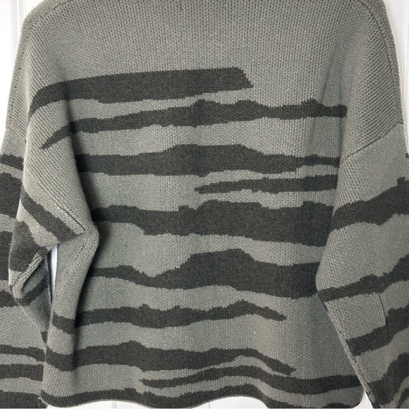 NADAAM Wool Cashmere Tiger Stripe Sweater Size M - Picture 3 of 8
